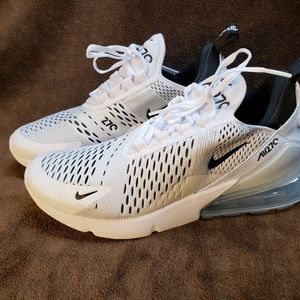 Womens nike air max 270 size 09.0